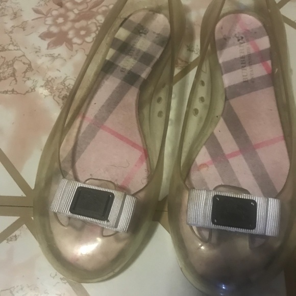 Girls Burberry jelly shoe sz 30 - Picture 2 of 4